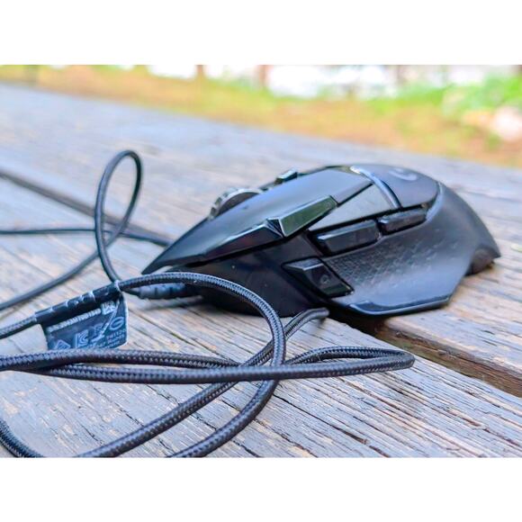 Logitech G502 HERO Gaming Mouse - Precision & Performance for Every Gamer - Picture 2 of 10